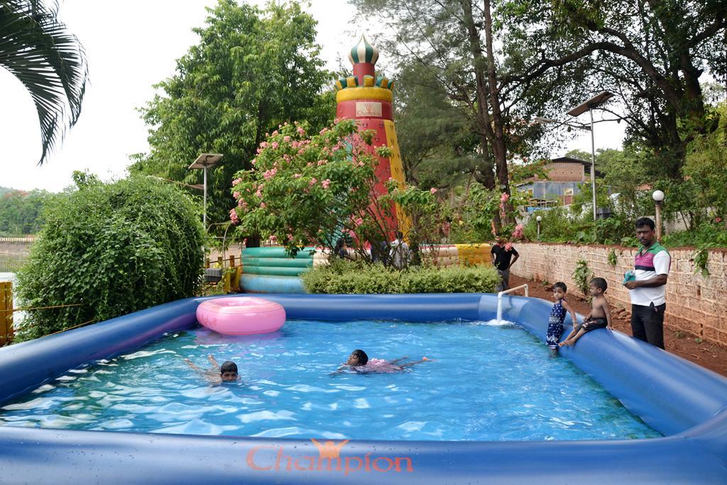 Mayem Lakeview Hotel Goa Luaran gambar